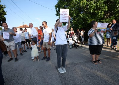 "Овча купел" пак се вдигна на протест
