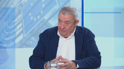 Лидерът на СДС Илия Лазаров пред Lupa.bg: Как да тръгне за президент личност като Петър Стоянов в грозния политически пейзаж? 