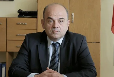 Поевтиняват плодовете и зеленчуците, но на едро