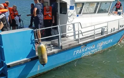 Спасителната операция се провежда от служители на Регионална дирекция Гранична