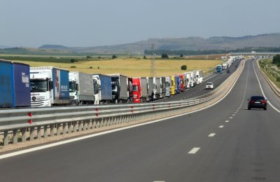 Пак свалят тировете от магистралите от петък до неделя