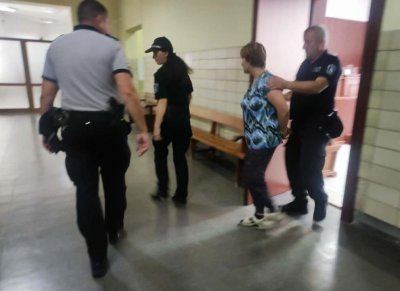 Постоянен арест за Диана Бозова, обвинена в опит за въоръжен грабеж в Ямбол