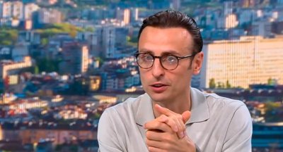 Бербатов прави рязък завой от футбола към театралната сцена