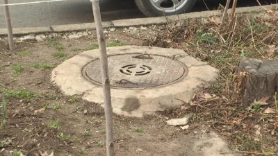 Мъж падна в шахта в София