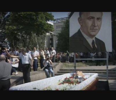 РЕТРО: Вижте погребението на Тодор Живков на 05 август 1998 г.