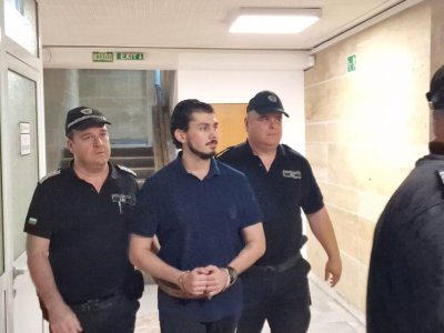 Отложиха делото срещу мъжа, обвинен в жестокото убийство на жена в Първомай
