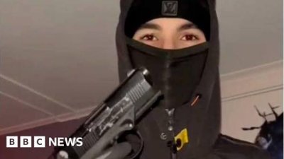 Кой вербува във "Фокстрот" мрежата за мокри поръчки? 