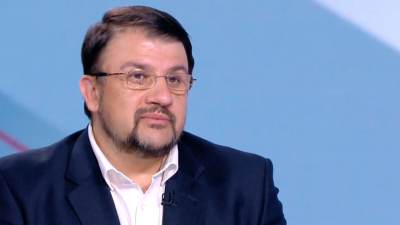Настимир кълве Асен Василев: ПП тръгна от Радев, сега му играят контра с пинг-понг