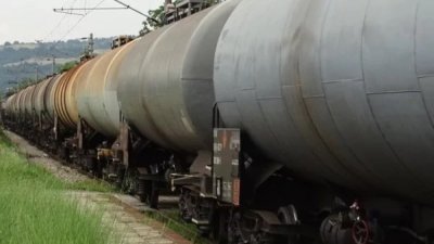 Кабинетът предлага отпадане на ограниченията за износ на нефтопродукти