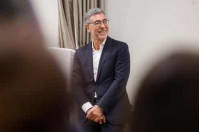 Даниел Вълчев: Бойко се чуди как да излъже закона за земното притегляне