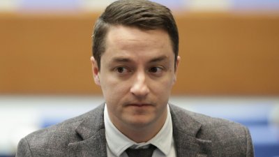 Явор Божанков пак громи десницата: После защо Радев печели