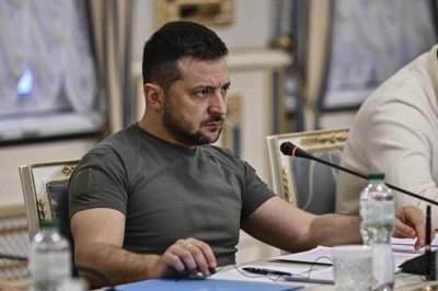 Зеленски потвърди украинските атаки по руски кораб и петролни рафинерии