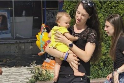 Събраха парите за лечението на малката Анастасия 