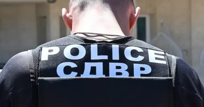 Задържаха четирима при акции в столични молове