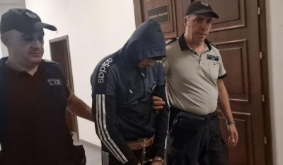 Ето 18-годишния младеж, убил чичо си в Странско (СНИМКИ)