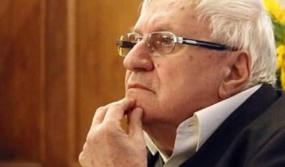 Проф. Андрей Пантев упорито върви по стъпките на Брус Уилис