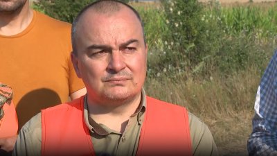 Пламен Абровски увери: Африканската чума е само в стопанствата, където е открита