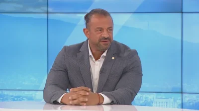 Алибегов наглее: В заведението с таратора за 10 евро няма свободни места