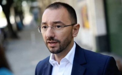 Хекимян дразни: Мислите, че на Васко Терзиев му дреме за Евровизия?!