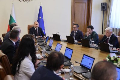 Кабинетът стартира подготовката за президентските избори