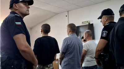 Ще обжалва ли прокуратурата освобождаването на задържаните от "Кръв и чест"?