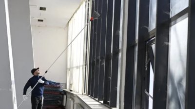 Гръцки журналисти взеха на подбив националния ни стадион 