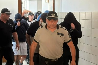 Четиримата обвиняеми за производство на фентанил окончателно остават в ареста