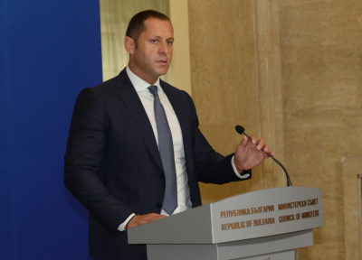 Александър Манолев броил $560 000 да се откупи от "Магнитски" 