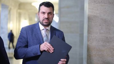 Георг Георгиев: Кои са политиците, дали рамо на хибридната атака на Иран?