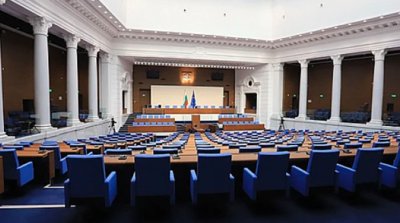 Край на отпуската: Депутатите се връщат на работа от понеделник