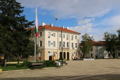 Рекордьор: Община Елин Пелин дава 10 000 евро за трето дете 