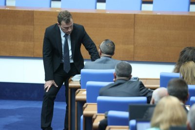 Държавни стипендии само за редовни студенти