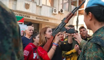 Ново 20: След часовете по религия, МОН иска засилено военно обучение