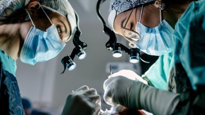 Първа в история мозъчна операция с помощта на изкуствен интелект