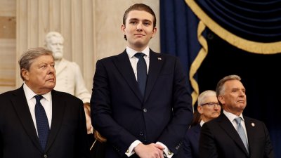 В Иран обявиха $10 млн. за главата на Барън Тръмп