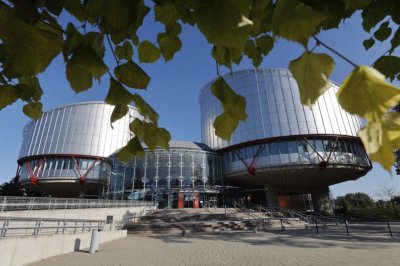 Европейският съд по правата на човека осъди България за събаряне на ромско селище