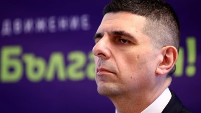 Мирчев: Празният стол вече не е метафора. Той е външната политика на Румен Радев