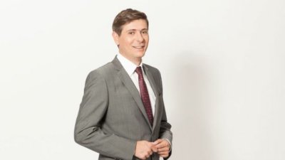 Виктор Николаев