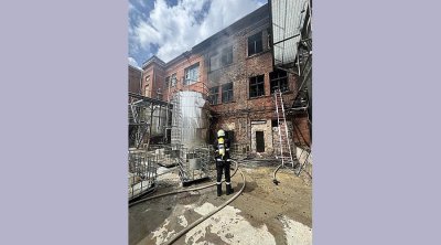 Запали се фармацевтичният завод в Разград