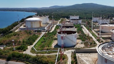 Пада забраната за износ на горива от България