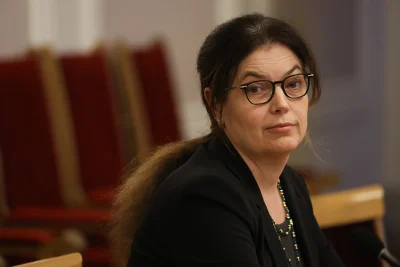 Енергийният министър: АЕЦ "Козлодуй" работи нормално, нивото на Дунав се повишава