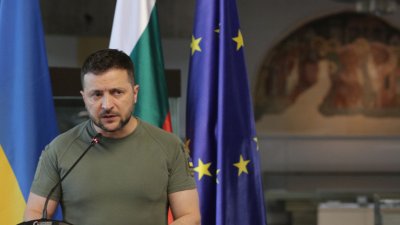 Зеленски предупреди: Безопасните дни в руското небе свършиха