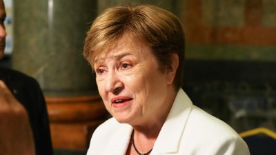 Кристалина: Световната икономика върви към растеж от 3%, но има риск от енергиен шок