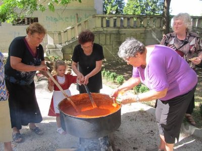 Край на лютеницата и туршията: Скъпият зарзават убива зимнината