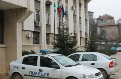Полицейски шефове в Габрово спретнаха грандиозен скандал, дежурен патрул ги разтърва