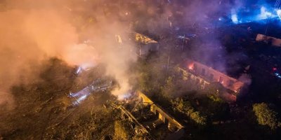 Експлозия във фабрика за фойерверки уби 11 души, сред тях 8 деца