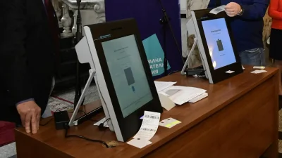 ЦИК определи "лапачката" на членовете на РИК и СИК за изборите