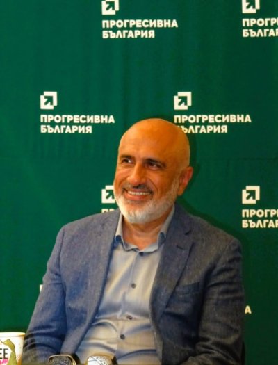 Острие на ПБ наля масло в огъня за задържаната журналистка: Една псевдоинфлуенсърка реве и прави евтин цирк