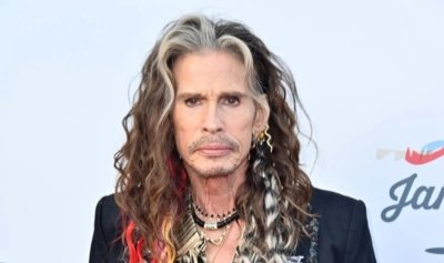 Съдът оневини частично фронтмена на Aerosmith Стивън Тайлър за изнасилване на непълнолетна