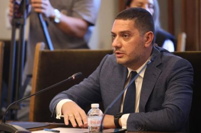 Гаджев от ГЕРБ за музея Гюров и Кандев: Сградата е била сред първите финансови пирамиди 
